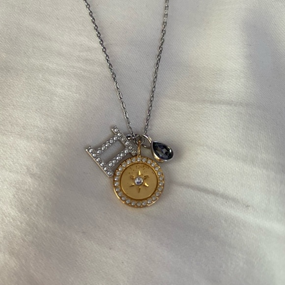 Swarovski Zodiac Necklace - Gemini - Picture 2 of 4